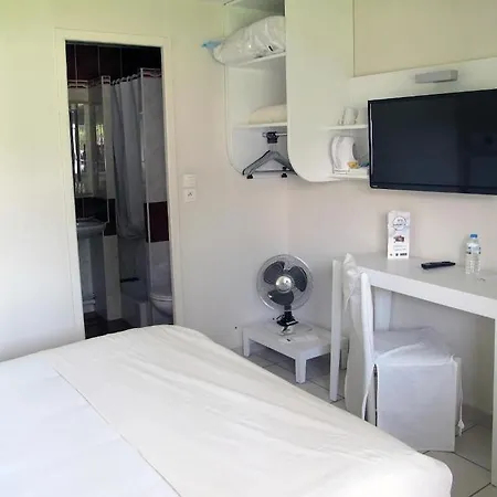 Kyriad Hotel Saintes