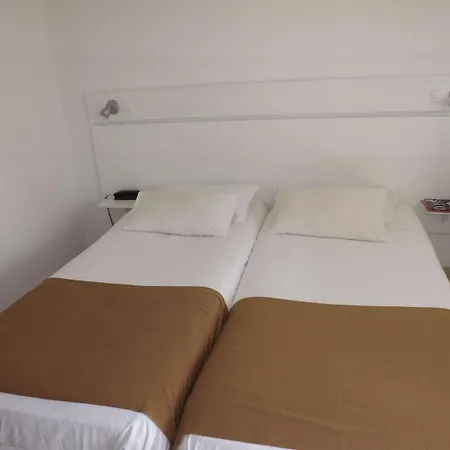 Kyriad Hotel Saintes