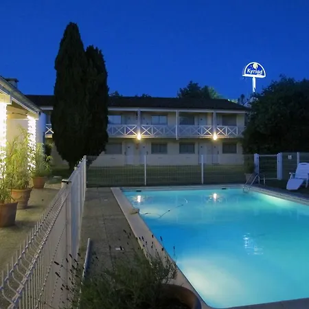 Kyriad Hotel Saintes