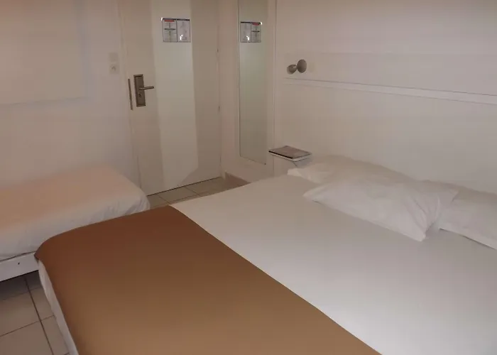 Kyriad Hotel Saintes